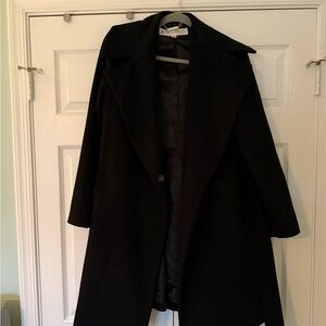 Stunning Trina Turk Coat